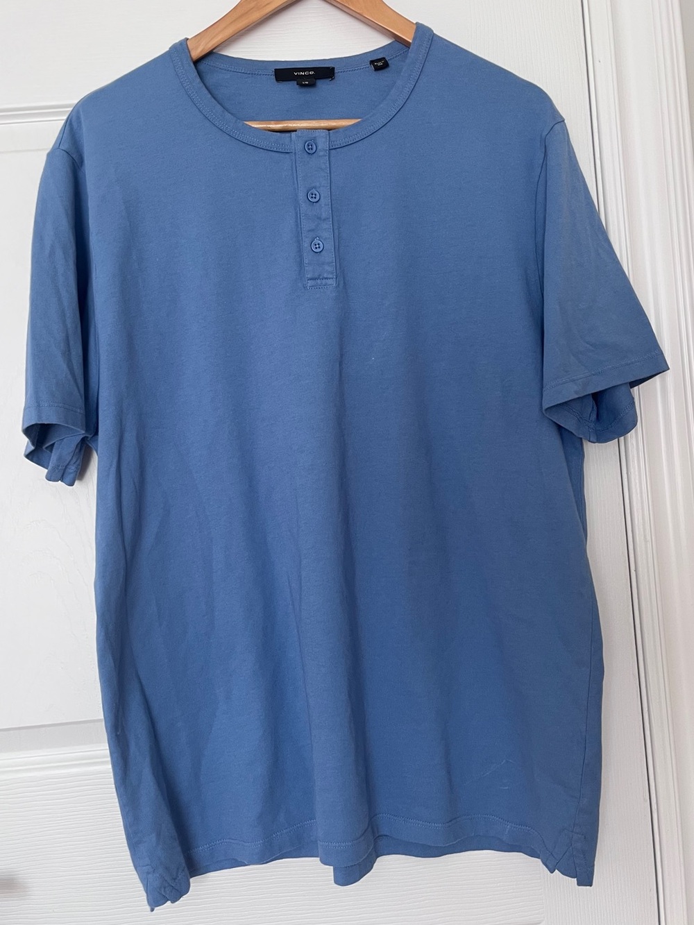 Vince Garment Dye Cotton Short-Sleeve Henley Tee Washed Blue